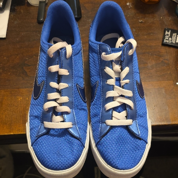 Nike Shoes - Nike Blue Low-Top Sneakers